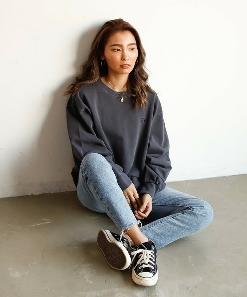 Auntie Rosa Holiday(アンティローザホリデー)の「PigmentCrew PO(スウェット・レディース・イエロー/グレー/ベージュ/グリーン/オレンジ・MEDIUM/LARGE/X-LARGE)」の2枚目の写真