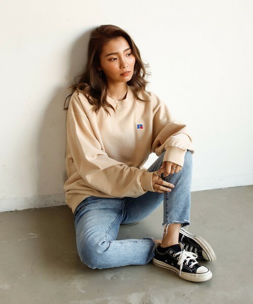 Auntie Rosa Holiday(アンティローザホリデー)の「PigmentCrew PO(スウェット・レディース・イエロー/グレー/ベージュ/グリーン/オレンジ・MEDIUM/LARGE/X-LARGE)」の3枚目の写真