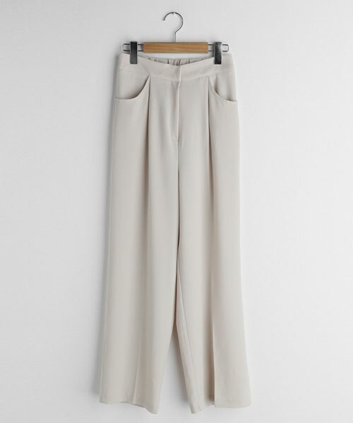 DHOLIC（ディーホリック）の「タックハイウエストスラックス（スラックス・レディース・ブルー/ベージュ/ブラック・S/M）」の3枚目の写真