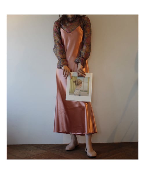 miumiu サテン ピンク ノースリーブ ワンピース ノースリーブ MiuMiu(ミュウミュウ) ワンピース・オールインワン