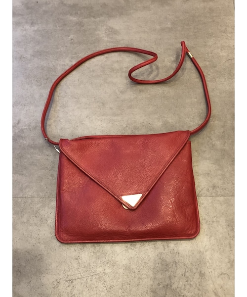 red leather shoulder bag