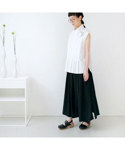 BLUE BLUE JAPAN（ブルーブルージャパン）の「BLUE BLUE JAPAN｜ブルーブルージャパン｜バウンスブロード ハイネックスリーブ タックシャツ ｜700080007｜WHITE（シャツ/ブラウス・レディース・その他）」の3枚目の写真