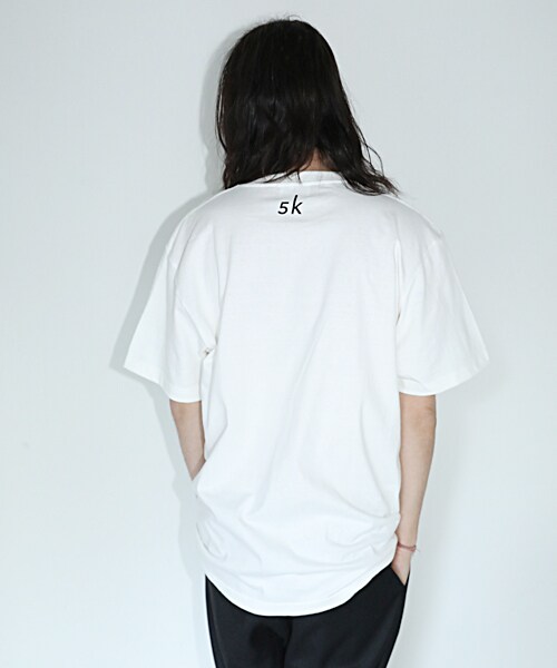 MAYK(メイク)の「DeLorean(Tシャツ/カットソー・レディース・ホワイト/ブラック/ベージュ・1/2/3)」の4枚目の写真