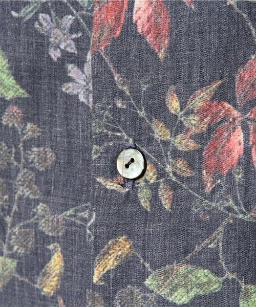 2 class.ics（トゥークラスドットイクス）の「柄シャツ（シャツ/ブラウス・メンズ・ホワイト/ネイビー・MEDIUM/LARGE）」の9枚目の写真