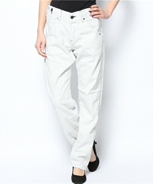 Johnbull Private labo（ジョンブルプライベートラボ）の「【CLUEL 7月号掲載！】サスペンダーワークパンツ（デニムパンツ・レディース・ホワイト/ホワイト系その他・X-SMALL/SMALL/MEDIUM）」の17枚目の写真