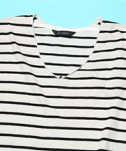 Johnbull Private labo（ジョンブルプライベートラボ）の「ボーダーVネックTシャツ（Tシャツ/カットソー・メンズ・ホワイト/ブラック/レッド・SMALL/MEDIUM/LARGE）」の8枚目の写真