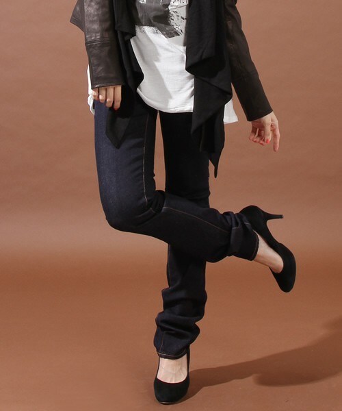 Johnbull Private labo(ジョンブルプライベートラボ)の「スキニージーンズ(デニムパンツ・レディース・ブラック/インディゴブルー・X-SMALL/SMALL/MEDIUM/LARGE)」の2枚目の写真