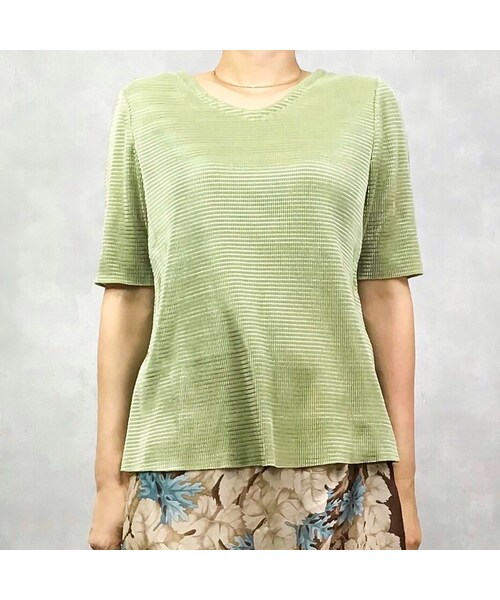 USED（ユーズド）の「Pistachio color ensemble tops-1030-4（Tシャツ/カットソー・レディース・その他）」の5枚目の写真