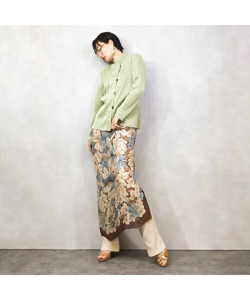 USED（ユーズド）の「Pistachio color ensemble tops-1030-4（Tシャツ/カットソー・レディース・その他）」の2枚目の写真