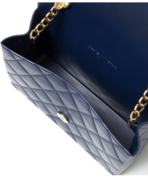 LE JUN（ルジュン）の「【DESIGN INVERSO】マトラッセバッグ（バッグ・レディース・ブラック/チャコール/ベージュ/カーキ/ブルー・F）」の13枚目の写真