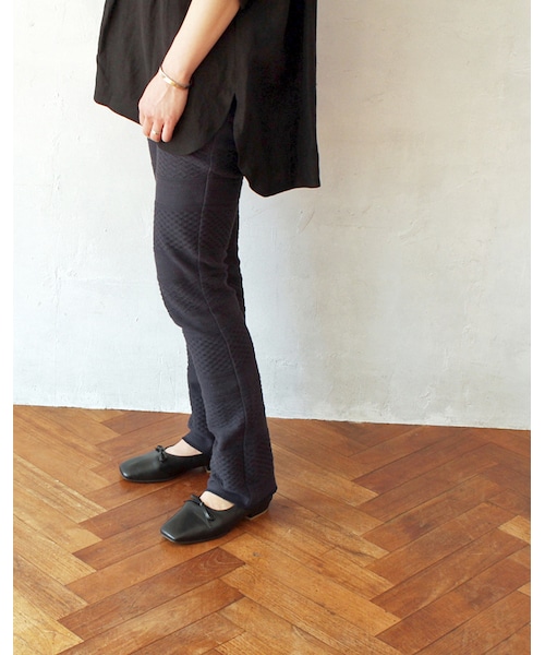 L'Ancre（アンカー）の「L'Ancre (アンカー）ケーブルジャガードパンツ（その他パンツ・レディース・キャラメル/ネイビー・Free）」の2枚目の写真