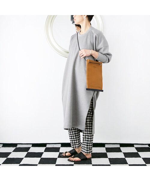 L'Ancre(アンカー)の「L'Ancre (アンカー)コクーンスウェットドレス(ワンピース・レディース・ベージュ/グレー・38(M))」の2枚目の写真