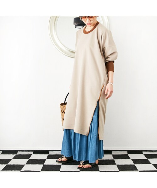 L'Ancre(アンカー)の「L'Ancre (アンカー)コクーンスウェットドレス(ワンピース・レディース・ベージュ/グレー・38(M))」の1枚目の写真