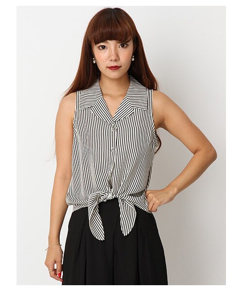 LIPSERVICE（リップサービス）の「クロップドシャツ（トップス・レディース・サックス/インディゴ/ブラック・FREE）」の2枚目の写真