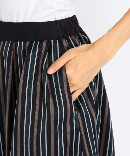 RAY CASSIN（レイカズン）の「レジメンフレアスカート（スカート・グリーン/レッド・FREE）」の5枚目の写真