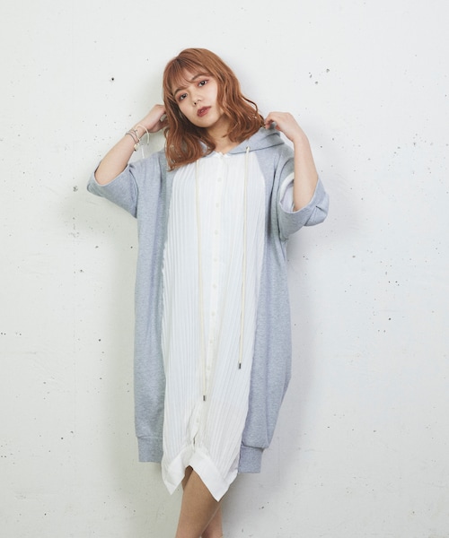 Sakishimatokyo サキシマトーキョー の クジラのおなかワンピース 10グレー シロ ワンピース Wear