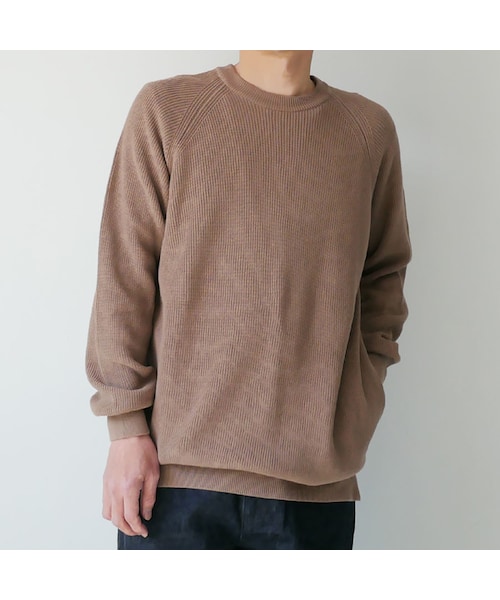 Curly(カーリー)の「CURLY | カーリー |ASSEMBLY CREW KNIT |201-35011|GREIGE|SIZE2 SIZE3(ニット/セーター・メンズ・その他)」の2枚目の写真