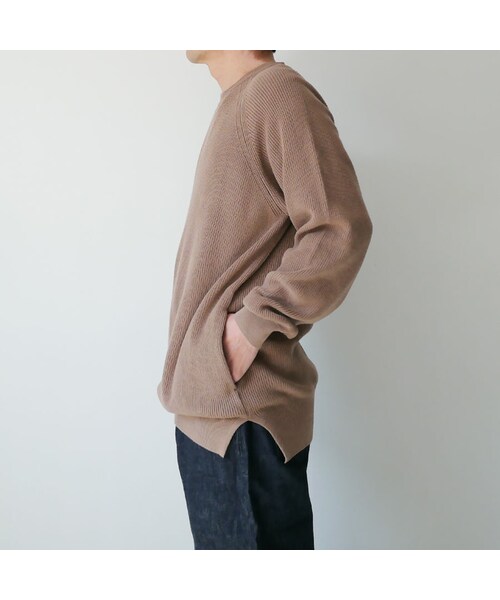 Curly(カーリー)の「CURLY | カーリー |ASSEMBLY CREW KNIT |201-35011|GREIGE|SIZE2 SIZE3(ニット/セーター・メンズ・その他)」の3枚目の写真