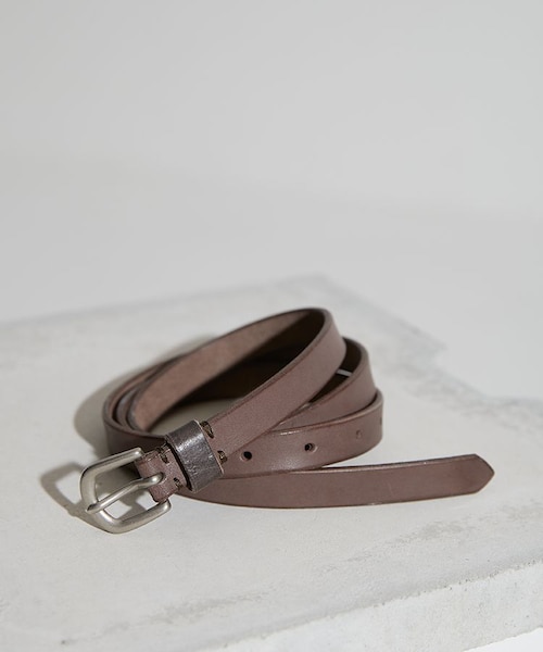 LIDNM（リドム）の「OILED LEATHER NARROW BELT（ベルト・メンズ・ブラウン・F）」の2枚目の写真