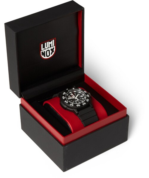 LUMINOX（ルミノックス）の「Luminox 3000 Series Watch（アナログ腕時計・メンズ・Black・One Size）」の2枚目の写真