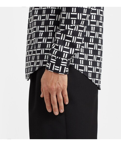 BALENCIAGA(バレンシアガ)の「Balenciaga Printed Slim-Fit Cotton Shirt(シャツ/ブラウス・メンズ・Black・EU 39 (UK/US 15.5)/EU 41 (UK/US 16)/EU 42 (UK/US 16.5)/EU 43 (UK/US 17)/EU 38 (UK/US 15))」の4枚目の写真