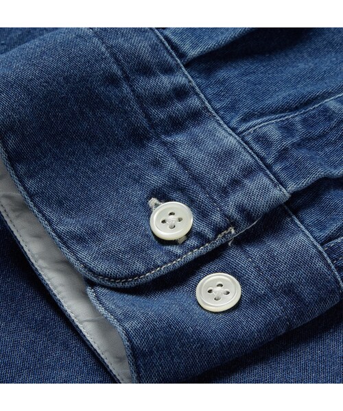 Acne Studios（アクネストゥディオズ）の「Acne Studios Isherwood Button-Down Collar Denim Shirt（シャツ/ブラウス・メンズ・Blue・IT 46 (UK/US 15)/IT 48 (UK/US 15.5)/IT 50 (UK/US 16)/IT 52 (UK/US 16.5)/IT 54 (UK/US 17)）」の6枚目の写真