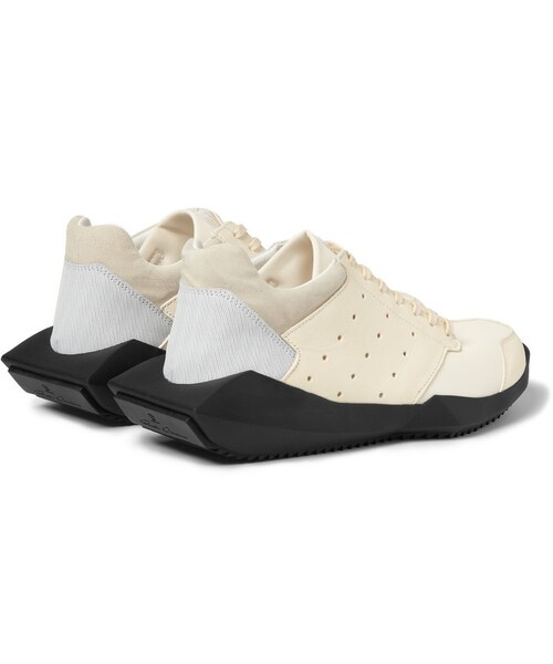 Rick Owens(リックオウエンス)の「Rick Owens adidas Panelled Leather and Fabric Sneakers(スニーカー・メンズ・White・UK 6 (US 7)/UK 7 (US 8)/UK 7.5 (US 8.5)/UK 8 (US 9)/UK 8.5 (US 9.5)/UK 9 (US 10)/UK 9.5 (US 10.5)/UK 10 (US 11)/UK 10.5 (US 11.5)/UK 11 (US 12)/UK 12 (US 13))」の6枚目の写真