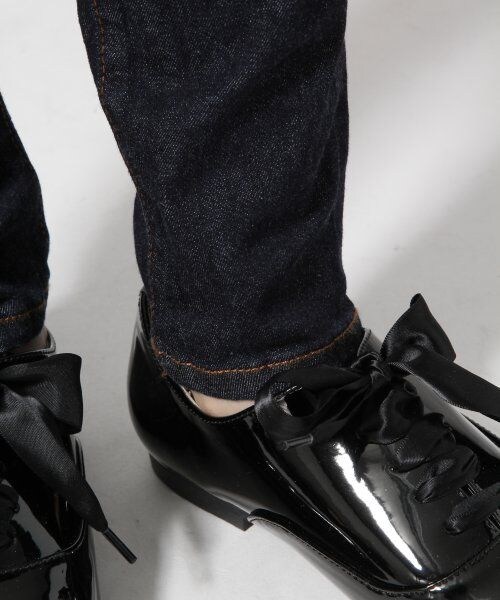 GLOBAL WORK（グローバルワーク）の「デニム５Ｐスリム１４ＦＷ（パンツ・レディース・ホワイト05/ブルー85/ネイビー89・Ｓ/Ｍ/Ｌ/ＸＬ）」の11枚目の写真