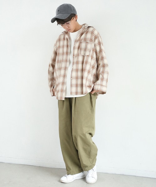 BOYSHE（ボーイシー）の「ボリュームタック バルーンパンツ【3 color】（その他パンツ・レディース・その他）」の4枚目の写真