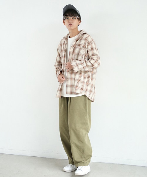 BOYSHE（ボーイシー）の「ボリュームタック バルーンパンツ【3 color】（その他パンツ・レディース・その他）」の2枚目の写真