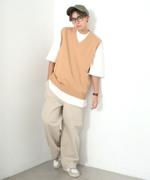 BOYSHE（ボーイシー）の「コットンストレッチワイドパンツ（チノパンツ・レディース・その他）」の3枚目の写真