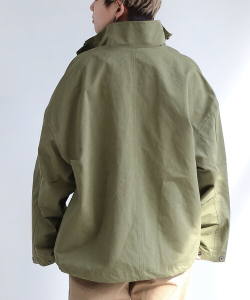 BOYSHE(ボーイシー)の「ビッグシルエット ミリタリーブルゾン/ルーズシルエットFIELD JACKET カーキ(ミリタリージャケット・レディース・その他)」の10枚目の写真