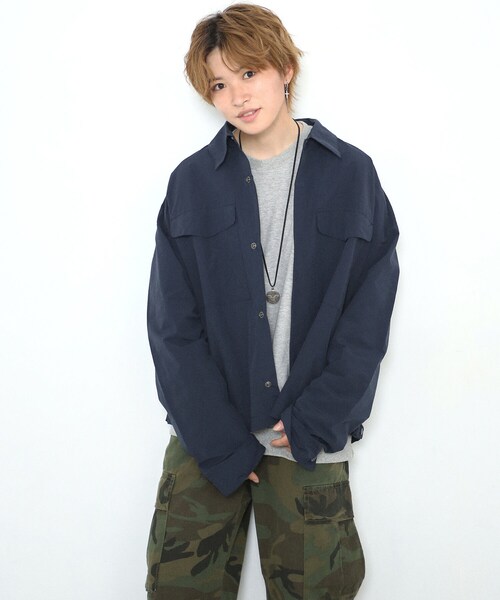 BOYSHE（ボーイシー）の「NCスナップシャツ ワークシャツジャケット ルーズシルエット　ネイビー（ブルゾン・レディース・その他）」の2枚目の写真