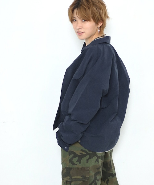 BOYSHE（ボーイシー）の「NCスナップシャツ ワークシャツジャケット ルーズシルエット　ネイビー（ブルゾン・レディース・その他）」の7枚目の写真