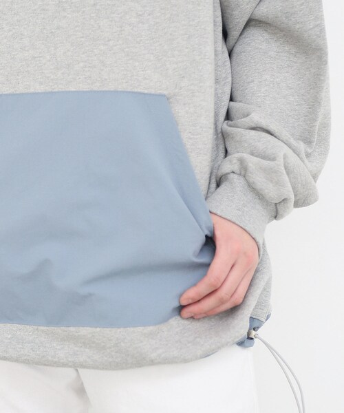 no brand（ノーブランド）の「2配色ビックプルオーバー パーカー　グレー（パーカー・レディース・その他）」の7枚目の写真