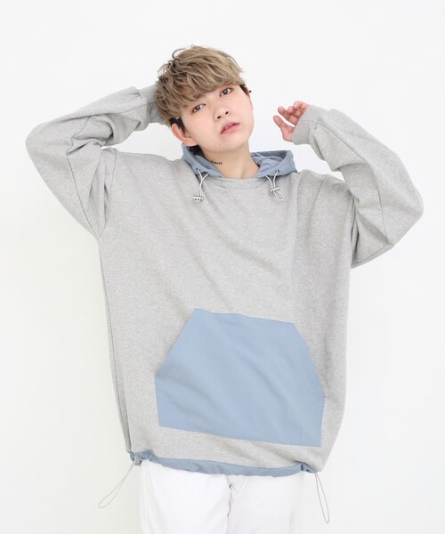 no brand（ノーブランド）の「2配色ビックプルオーバー パーカー　グレー（パーカー・レディース・その他）」の3枚目の写真