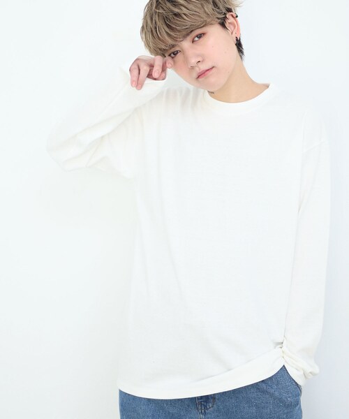 BOYSHE（ボーイシー）の「シンプルロングTシャツ オーバーサイズカットソー　ホワイト（Tシャツ/カットソー・レディース・その他）」の5枚目の写真