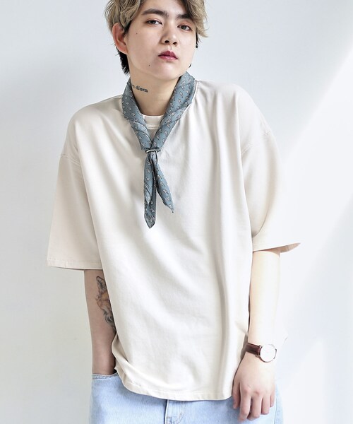 BOYSHE（ボーイシー）の「Darin ベーシック クルーネック Tシャツ　ベージュ（Tシャツ/カットソー・レディース・その他）」の6枚目の写真