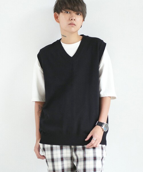 BOYSHE(ボーイシー)の「Darin ベーシック クルーネック Tシャツ アイボリー(Tシャツ/カットソー・レディース・その他)」の9枚目の写真