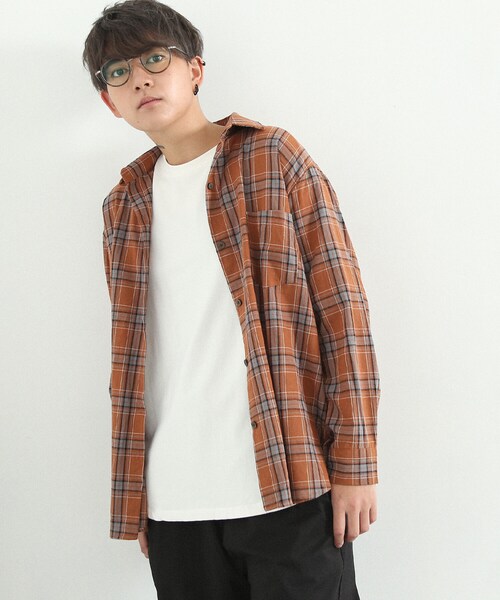 BOYSHE(ボーイシー)の「Darin ベーシック クルーネック Tシャツ アイボリー(Tシャツ/カットソー・レディース・その他)」の11枚目の写真