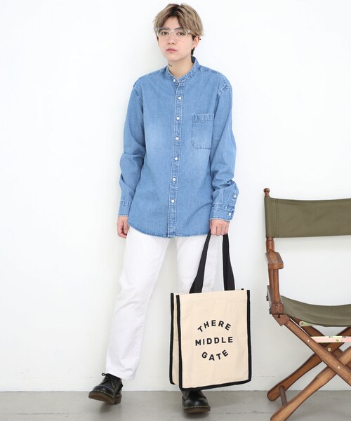 BOYSHE（ボーイシー）の「Orari チャイナカラーデニムシャツ　ブルー（シャツ/ブラウス・レディース・その他）」の3枚目の写真