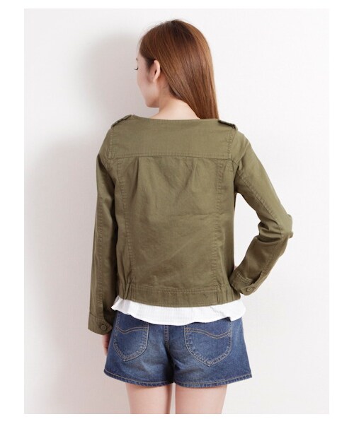 E hyphen world gallery（イーハイフンワールドギャラリー）の「・ビジュー付ノーカラーミリタリーブルゾン（ブルゾン　・レディース・カーキ/ネイビー・F）」の5枚目の写真