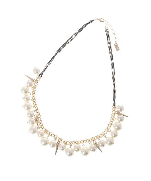 E hyphen world gallery（イーハイフンワールドギャラリー）の「スタッズパールネックレス（ネックレス・シルバー/ゴールド・F）」の3枚目の写真