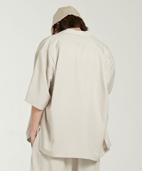 LIDNM（リドム）の「CUPRO RELAX OPEN COLLAR（シャツ/ブラウス・メンズ・グレー系・MEDIUM/LARGE）」の3枚目の写真