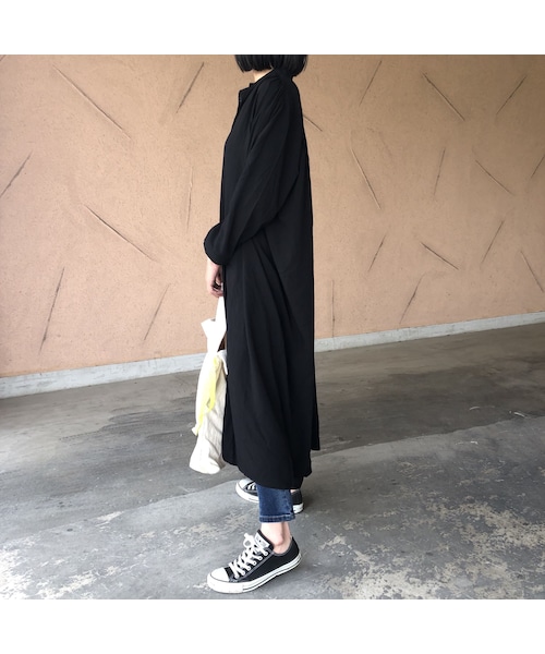 copine（コピン）の「再入荷！タックデザイン！ノーカラーロングシャツワンピース(2color)【クリックポスト対象商品】（シャツ/ブラウス・レディース・その他）」の3枚目の写真