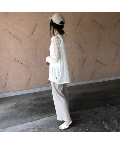 copine（コピン）の「ゆるっと抜け感！裾スリットシアーリブトップス(2color)【クリックポスト対象商品】（Tシャツ/カットソー・レディース・その他）」の13枚目の写真