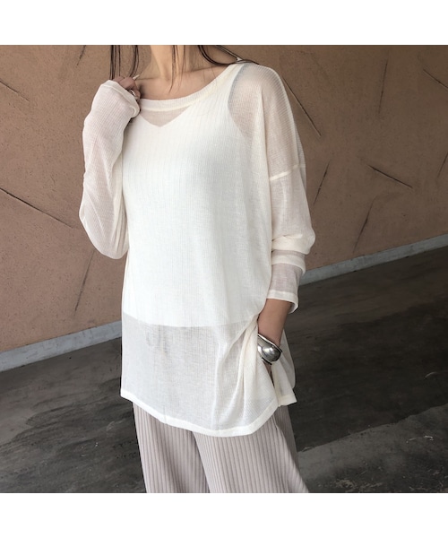 copine（コピン）の「ゆるっと抜け感！裾スリットシアーリブトップス(2color)【クリックポスト対象商品】（Tシャツ/カットソー・レディース・その他）」の7枚目の写真