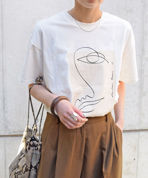 no brand(ノーブランド)の「アートプリントTee(Tシャツ/カットソー・レディース・その他)」の4枚目の写真