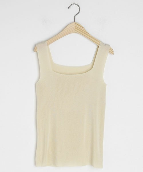 DHOLIC(ディーホリック)の「スクエアネックスリーブレス(タンクトップ・レディース・ホワイト/ベージュ/ブラック/ブルー/パープル・FREE)」の3枚目の写真