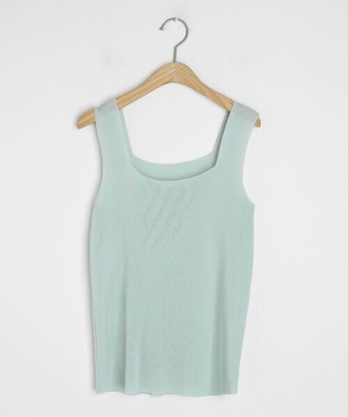 DHOLIC(ディーホリック)の「スクエアネックスリーブレス(タンクトップ・レディース・ホワイト/ベージュ/ブラック/ブルー/パープル・FREE)」の4枚目の写真